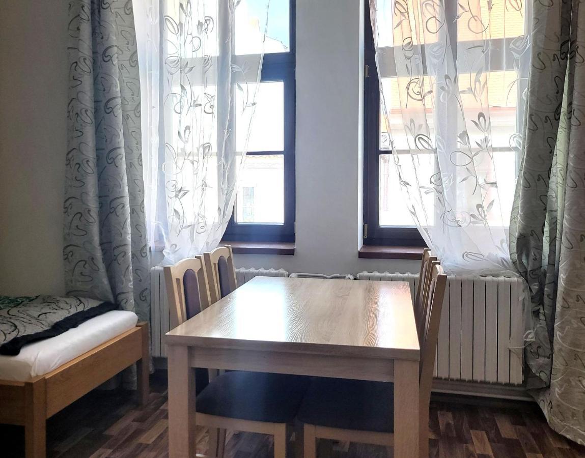 Penzion a wellness U Třeboňské madony Exterior foto